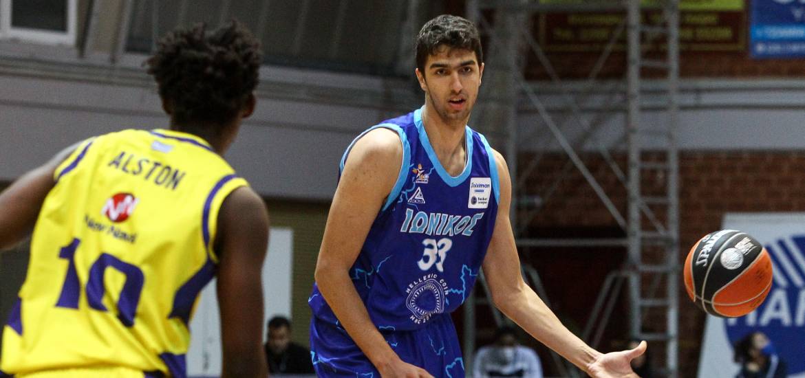 xougkaz ionikos lavrio