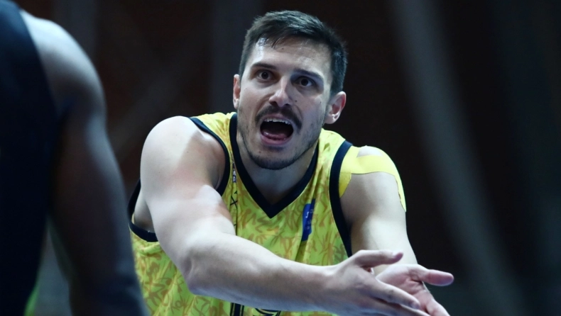 gontikas lavrio intime