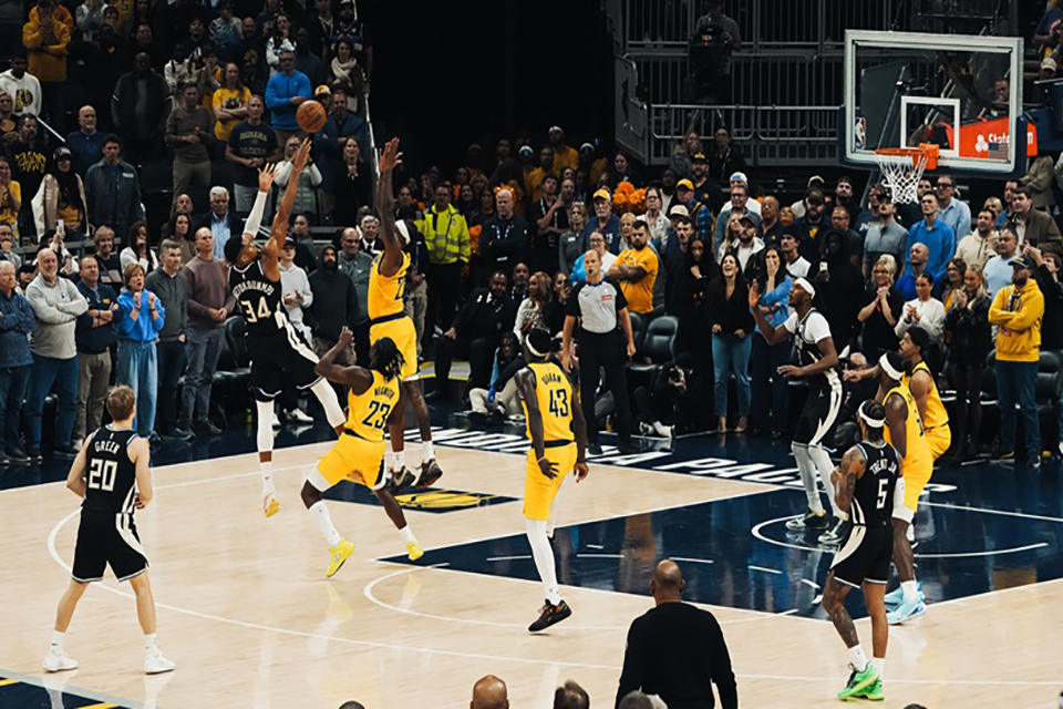 giannis pacers buks