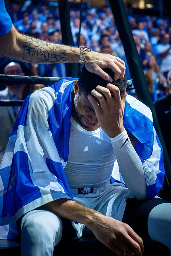 giannis sygkinhmenos