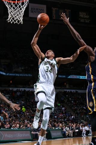 575732015 pacers bucks gdn 0229