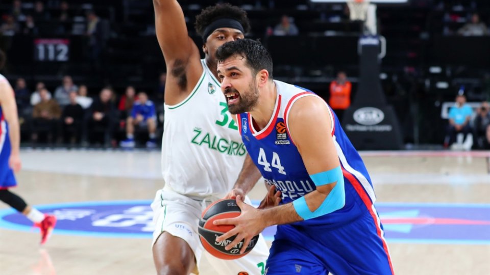 krunoslav simon anadolu efes istanbul eb19 1