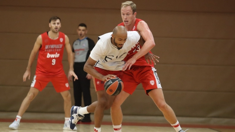 olympiacos armani