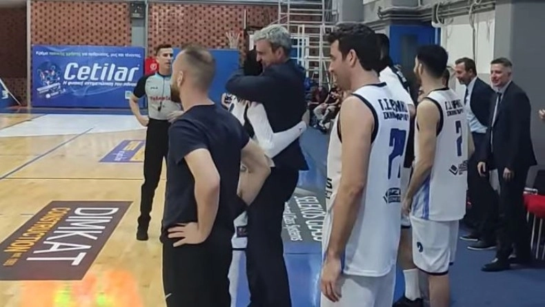 tzavellas oikonomou 2