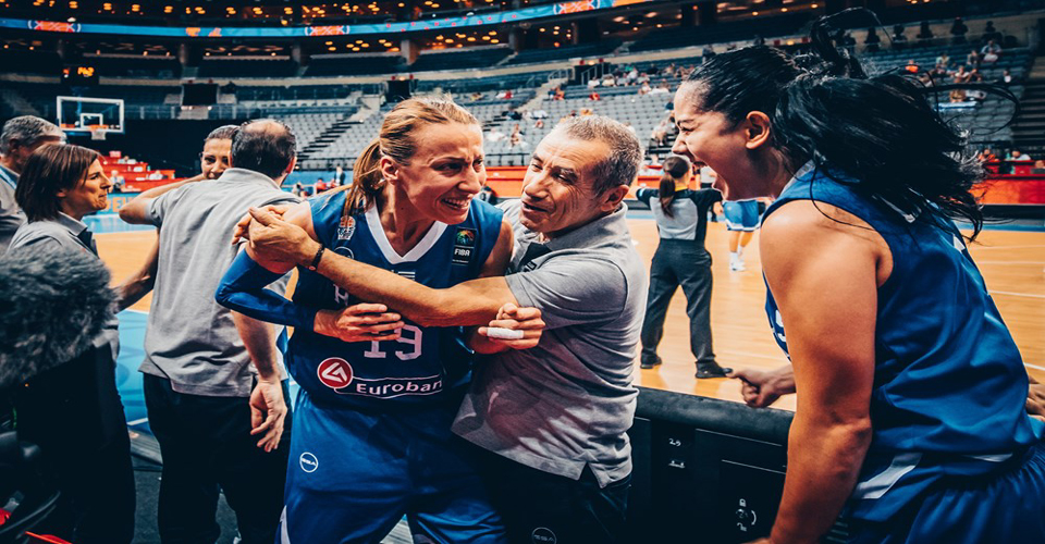 ellas tourkia kaltsidou
