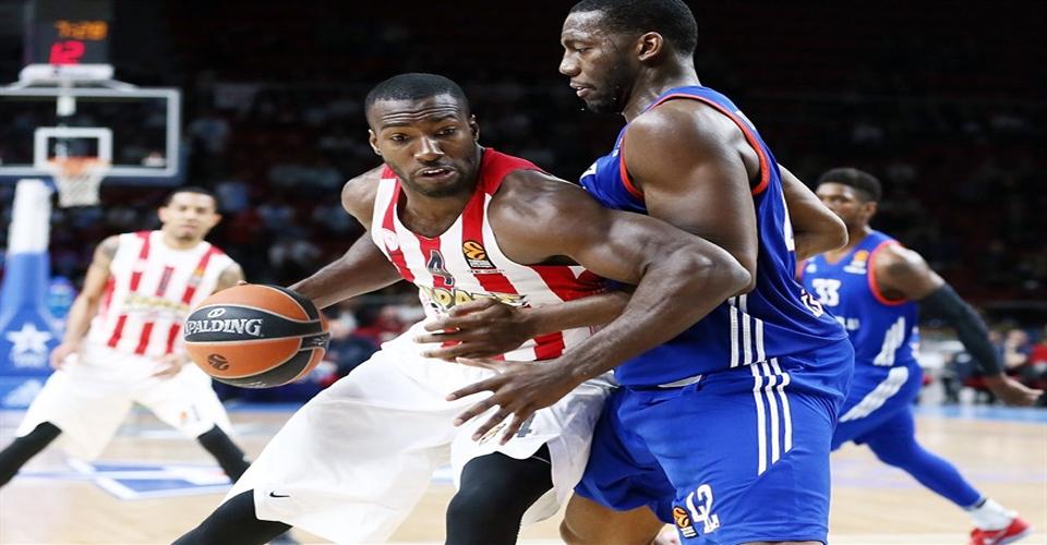 patric young olympiacos